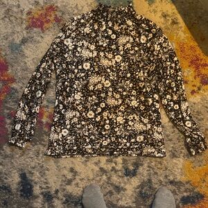 Anne Klein Black and White Floral Blouse